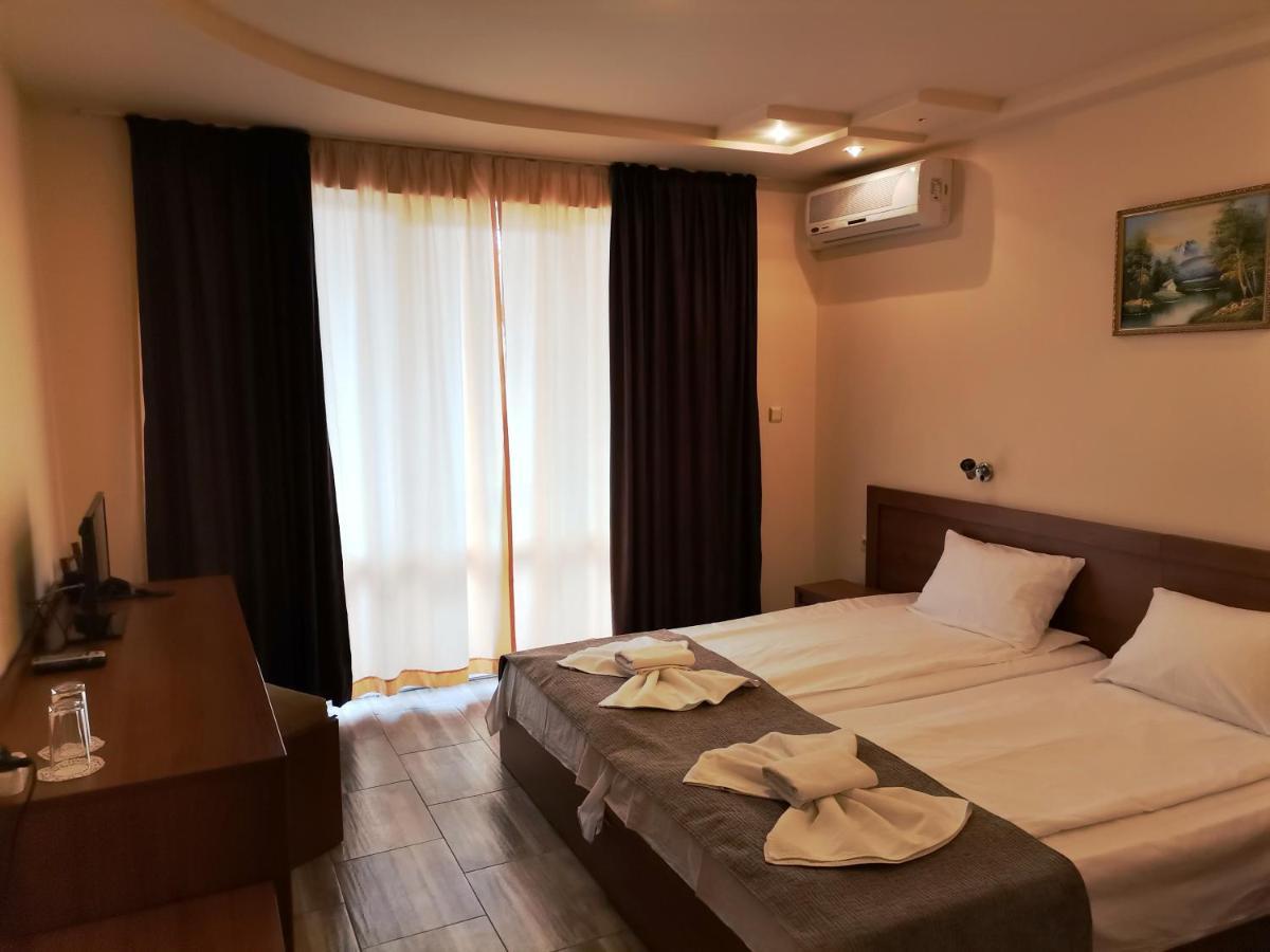 Hotel Paris Relax Zone Μπαλτσίκ Εξωτερικό φωτογραφία