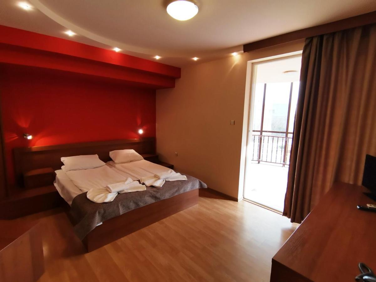 Hotel Paris Relax Zone Μπαλτσίκ Εξωτερικό φωτογραφία