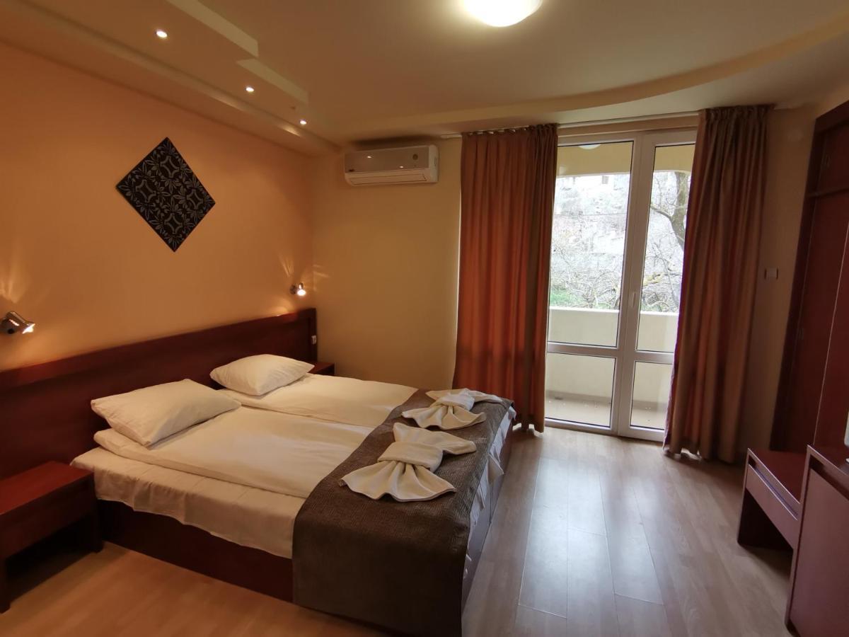 Hotel Paris Relax Zone Μπαλτσίκ Εξωτερικό φωτογραφία